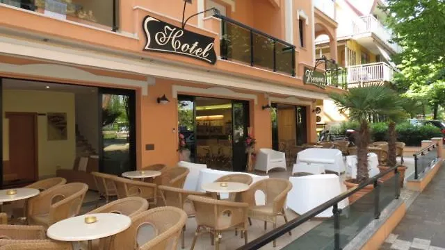 Hotel Vienna 米萨诺阿德里亚蒂科